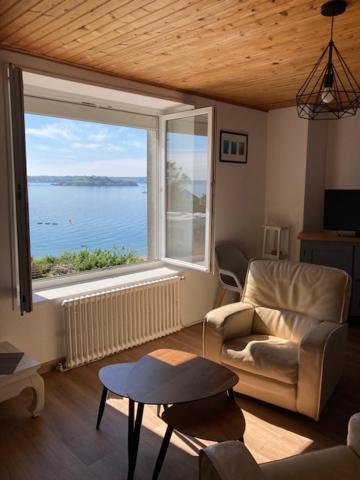 Roscanvel: Duplex Dans Maison Vue Mer Apartment Bagian luar foto